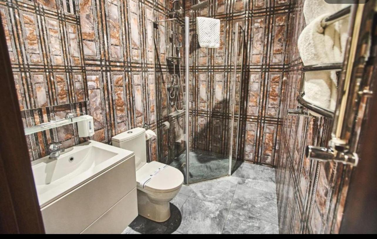Готель Ангел На Великій Кільцевій Sofiivska Borshchahivka Exterior foto